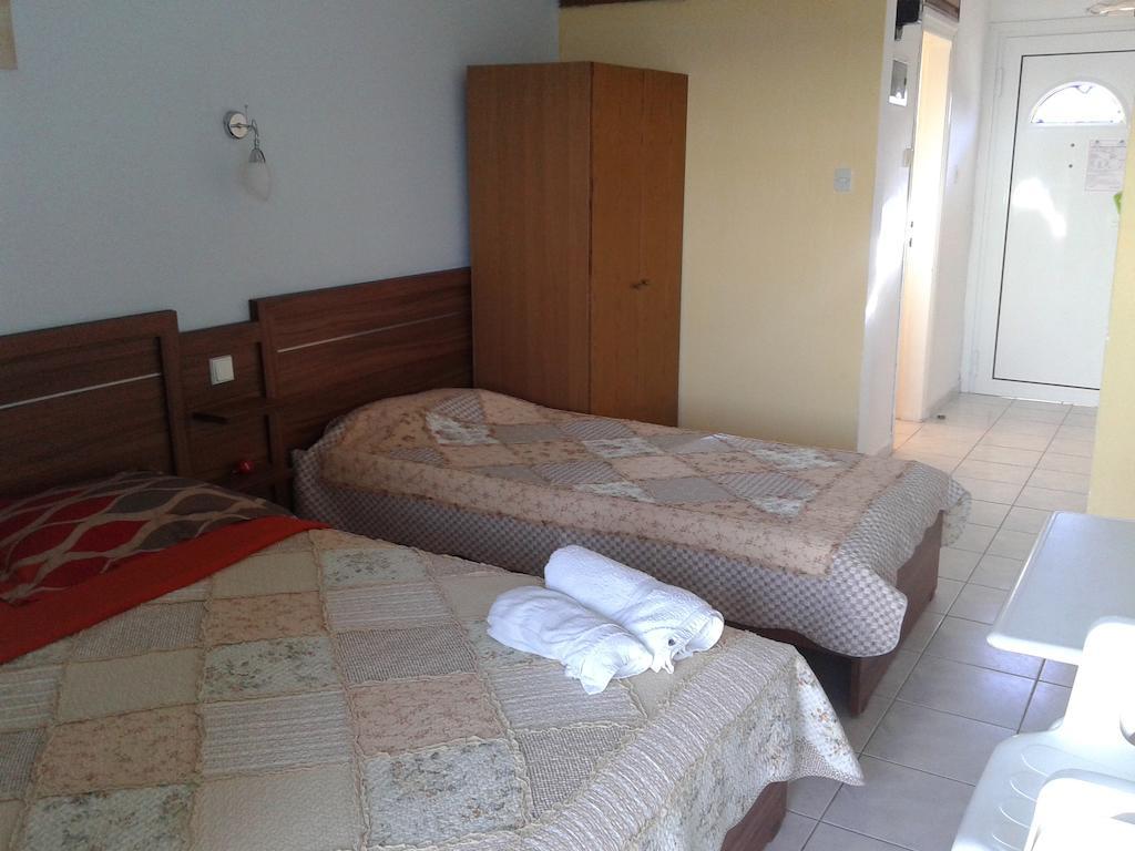 Drenos Rooms View Kallithea  Номер фото